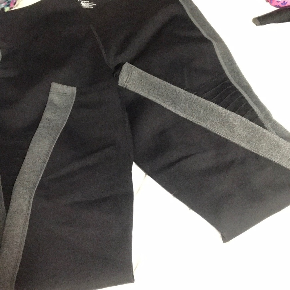 Avia leggings size large